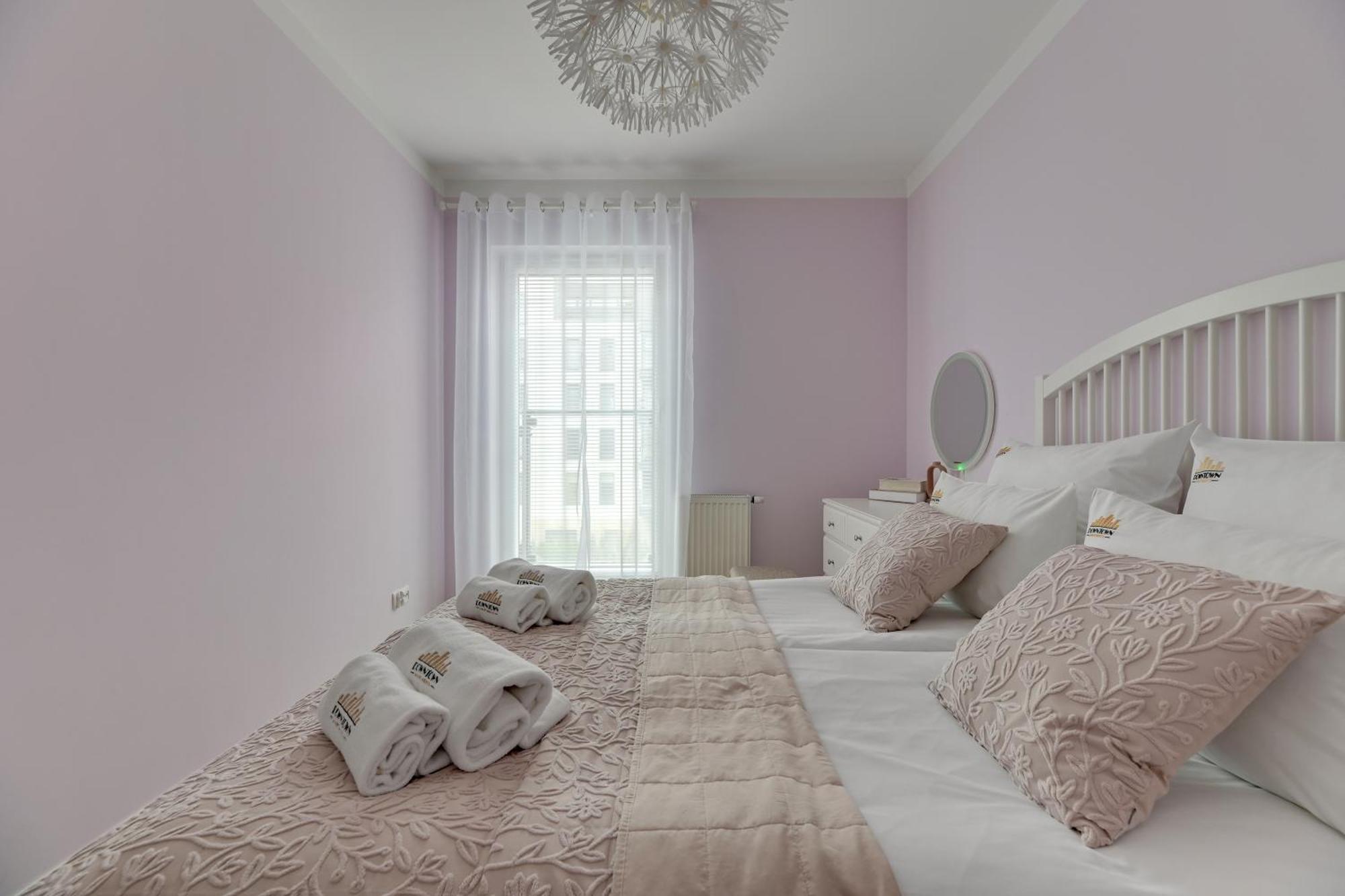 Chmielna Park - City Center & Parking By Downtown Apartments Gdansk Room photo